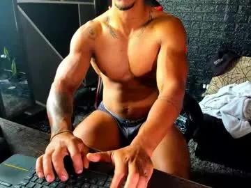 adam_valencia Image 8