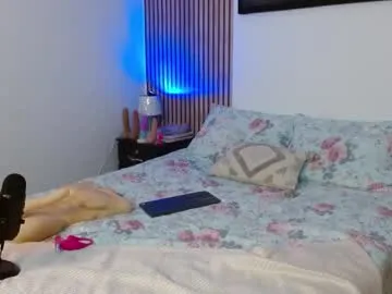 aghata_walkerl Image 18