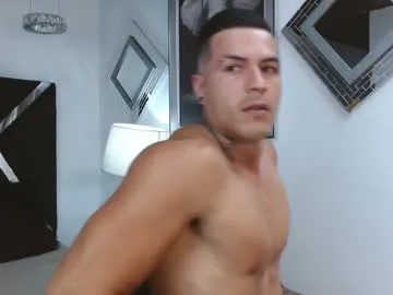 andres_clark live room