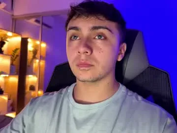 aron__cooper Image 5