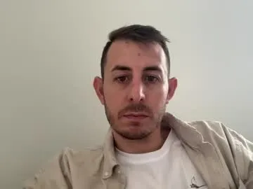 bigonehott live room