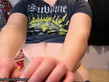 bouncinbooty live room