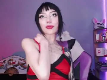 cati_petite live room