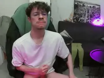 chrisisnaughty's Thumb Image