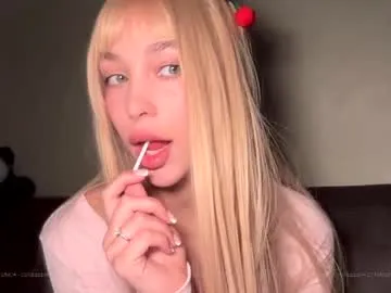 cutieeeeva live room