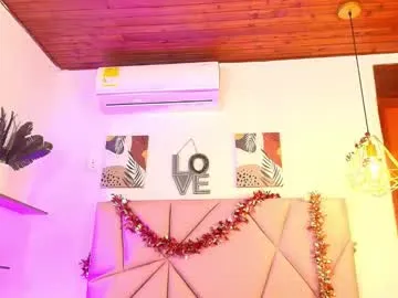 emily_burton18 Image 6