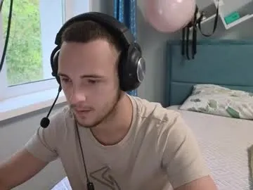 golden_boyyy21 Image 17