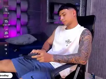 jaze_bradley Image 14