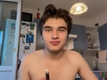 kris_robinson Image 13