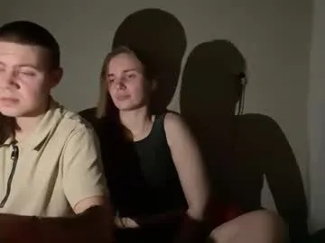 lovely_couple00 live room