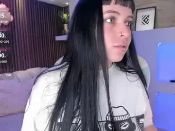 lucy_smith7 Image 12