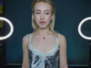 luna_helles live room