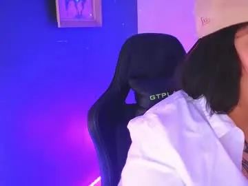 miacanela_xo Image 8