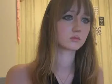 michelle_neely live room