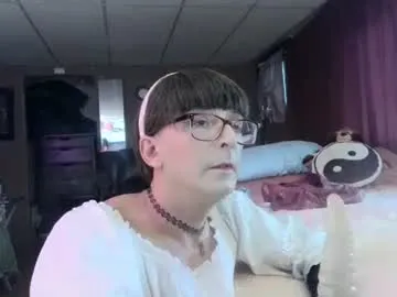 mommamadesissy live room