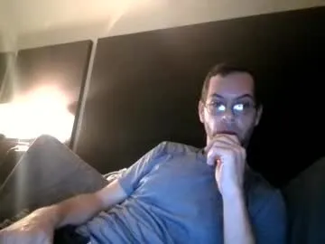 nineinchbronco live room