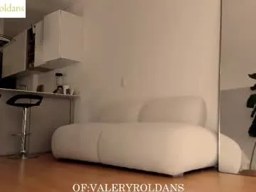 roldansvalery Image 17