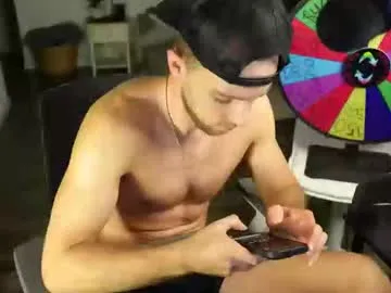 troy_greenxo Image 12