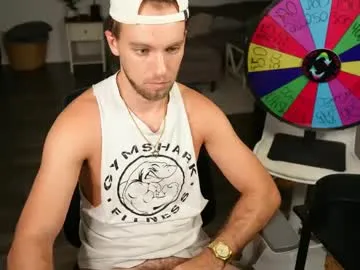 troy_greenxo Image 4