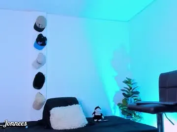 tyler_jonnes Image 11