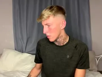 yorkshirelad208 live room