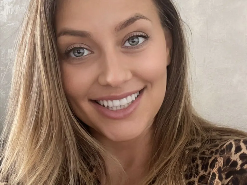 VeraSurikova live room